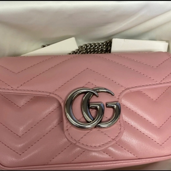 Gucci GG Marmont Flap Closure Matelasse Crossbody super Mini  Pink Leather - Picture 4 of 8